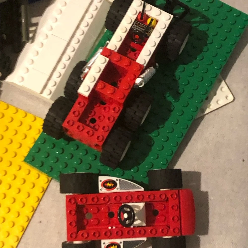 Random Miscellaneous LEGO Parts in Plastic Bin. NO Mini Figs. Please Read